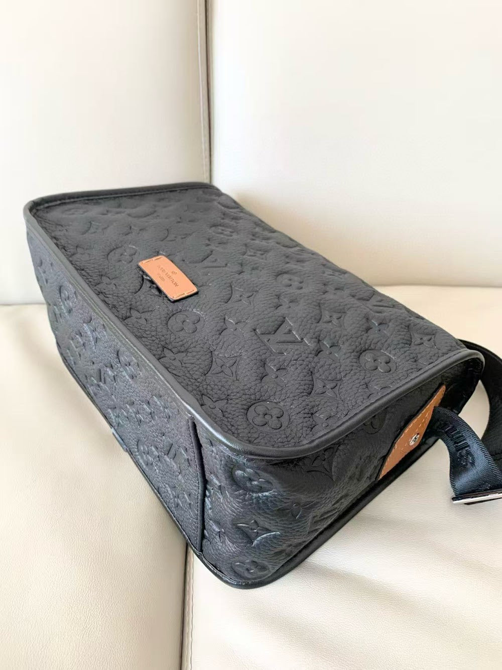 Dragons Bags ln Luxury Bag --71572