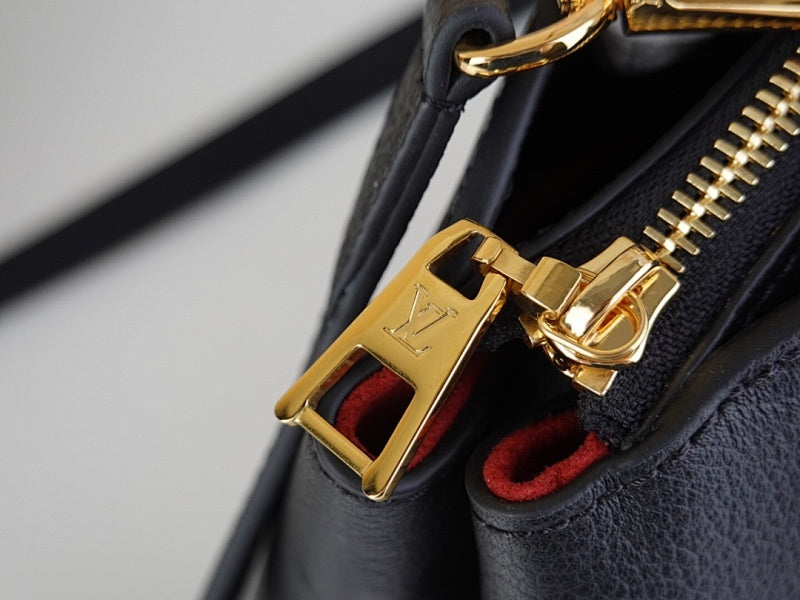 Dragons Bags ln Luxury Bag --66773