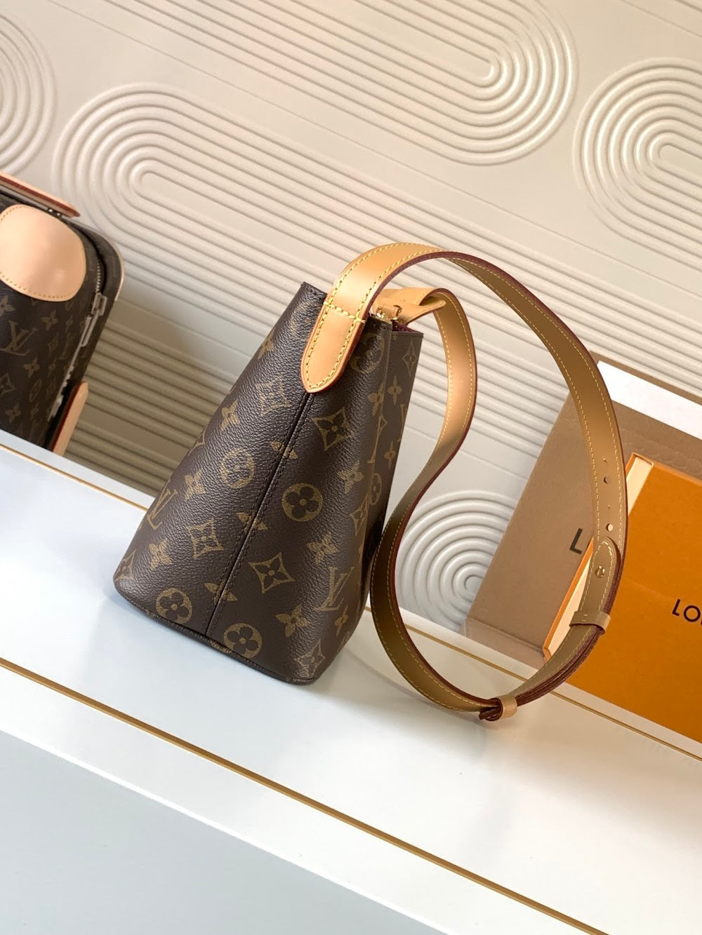 Dragons Bags ln Luxury Bag --81759