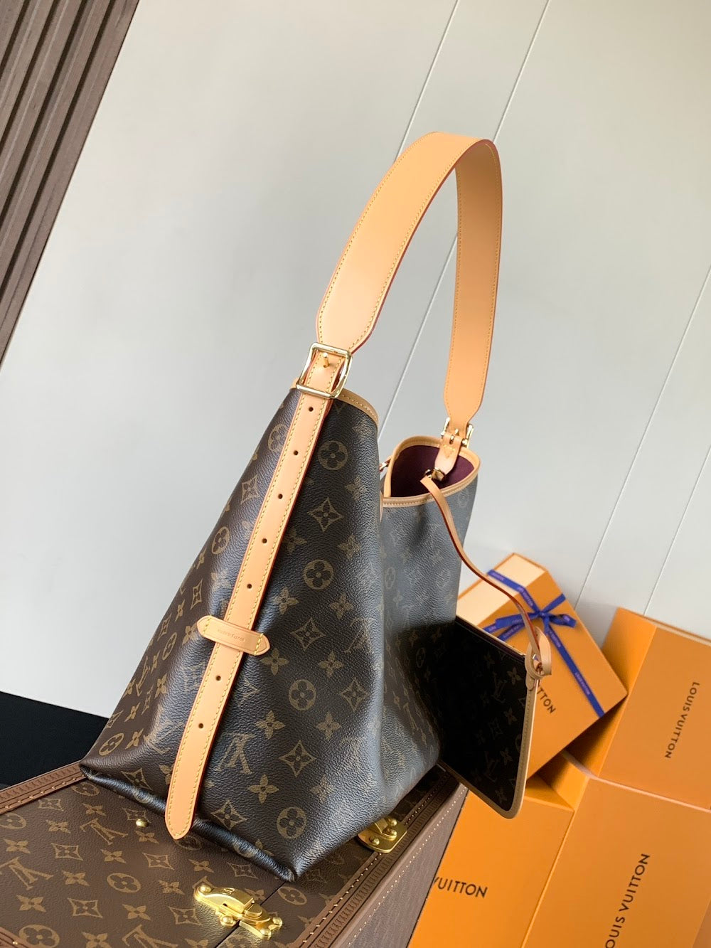 Dragons Bags ln Luxury Bag --81679
