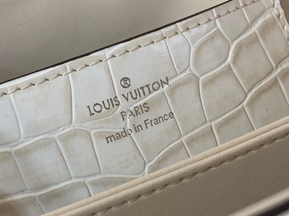 Dragons Bags ln Luxury Bag --96467