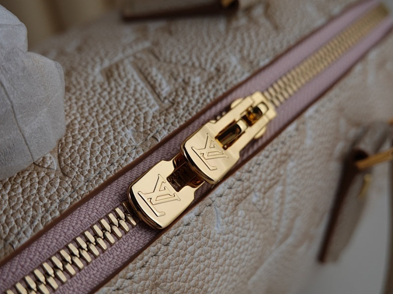 Dragons Bags ln Luxury Bag --61151