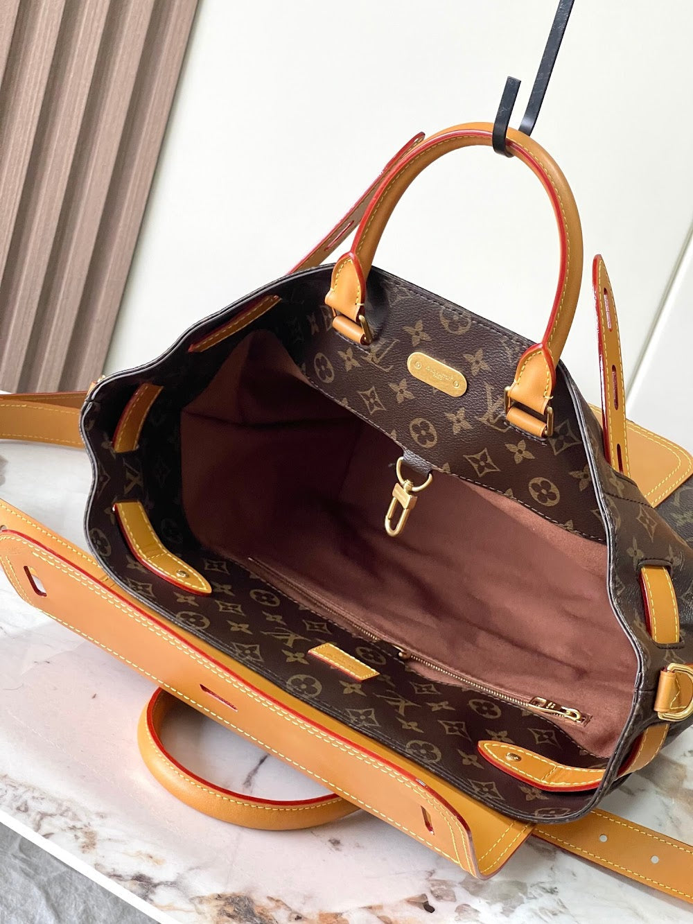 Dragons Bags ln Luxury Bag --95689