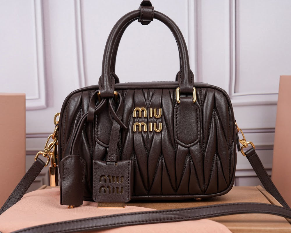Dragons Bags Miun Miun Luxury Bag --122511