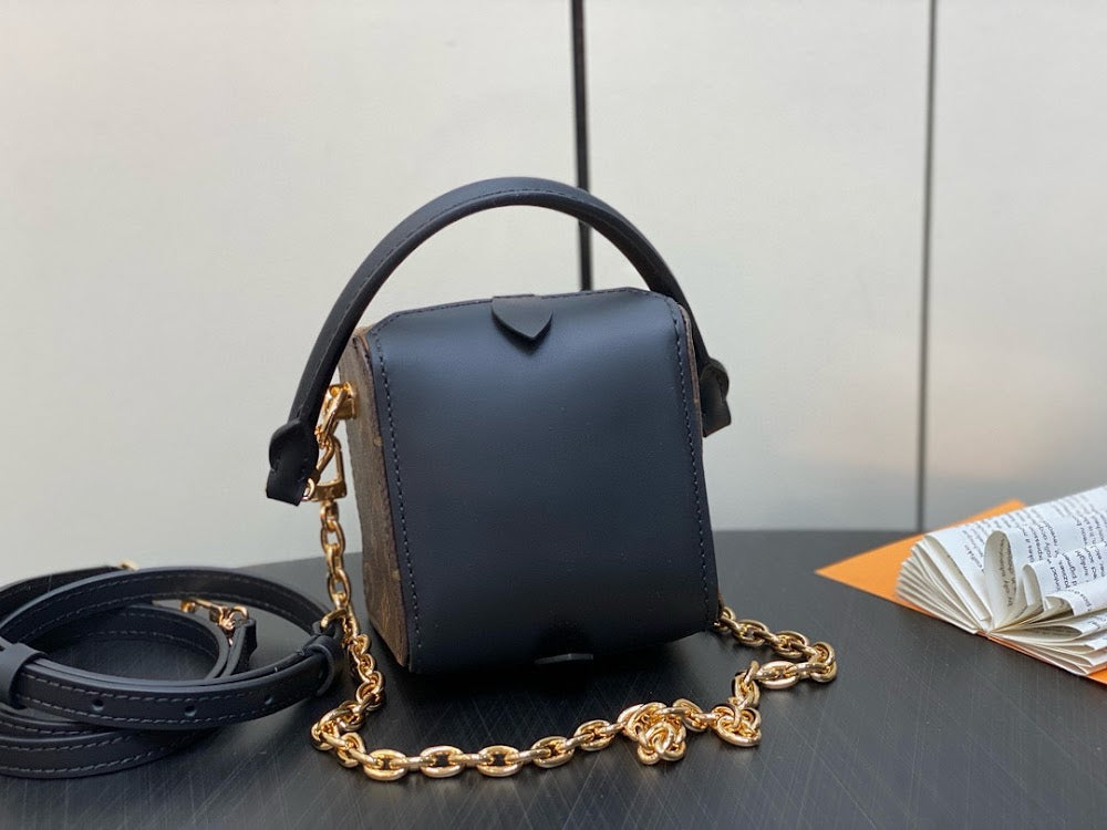 Dragons Bags ln Luxury Bag --81429