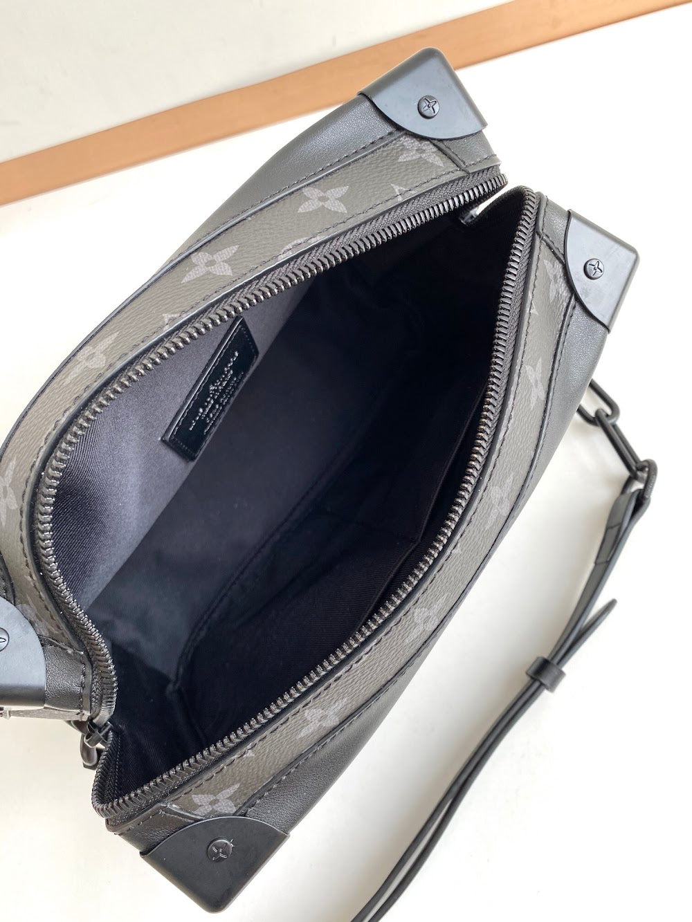Dragons Bags ln Luxury Bag --70453