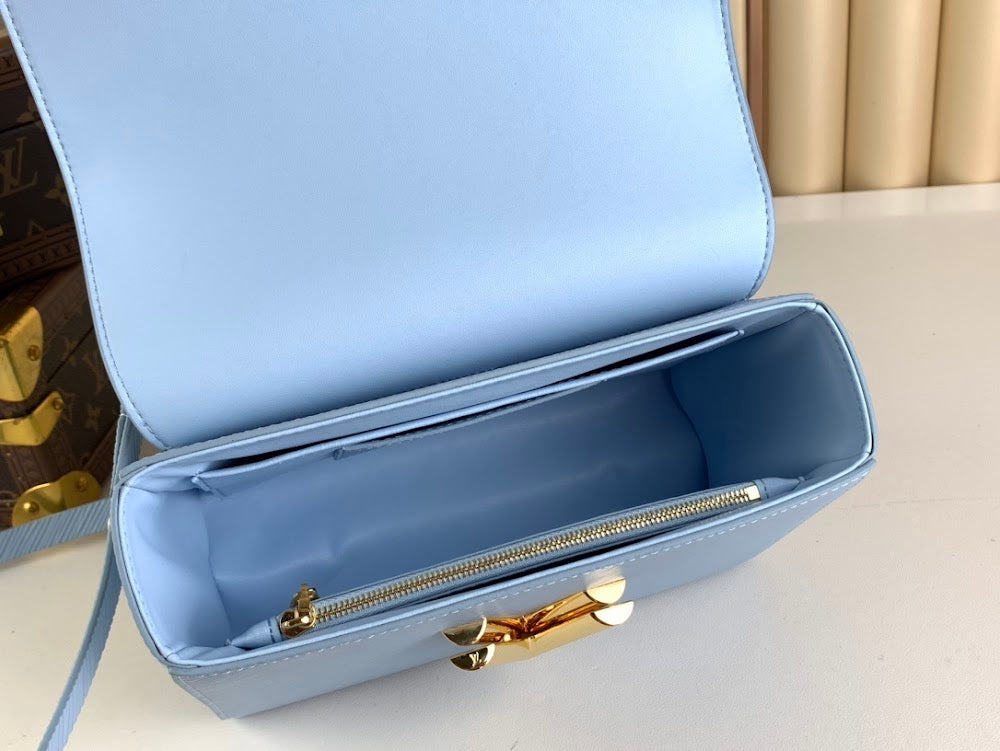 Dragons Bags ln Luxury Bag --61519