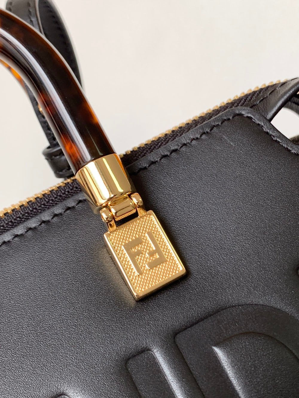 new-luxury-designer-bags-nm15055