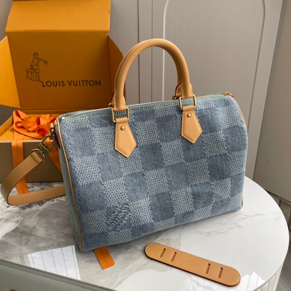 Dragons Bags ln Luxury Bag --81481