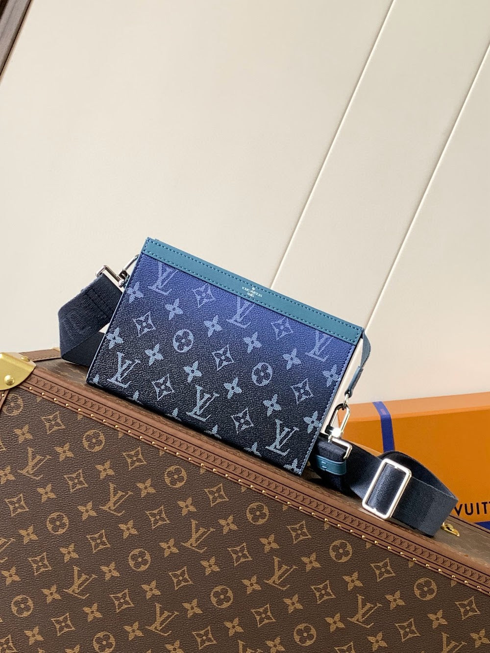Dragons Bags ln Luxury Bag --71287