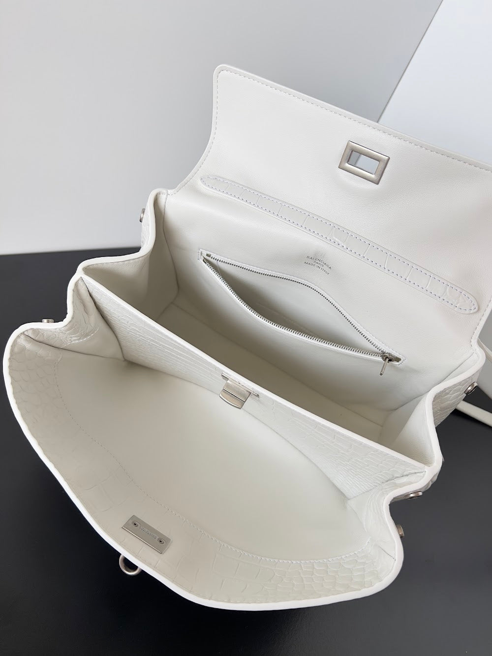 Dragons Bags Balenciaga Luxury Bag --111555