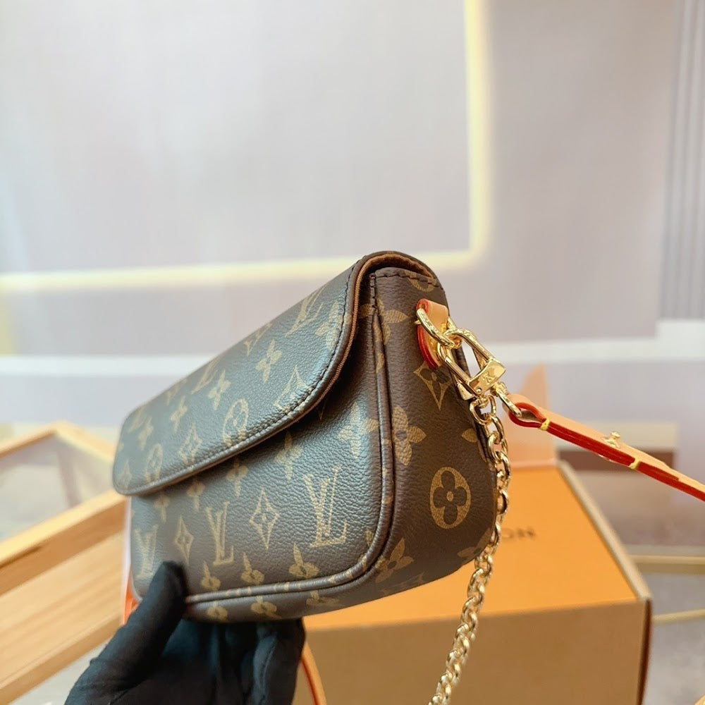 Dragons Bags ln Luxury Bag --81444