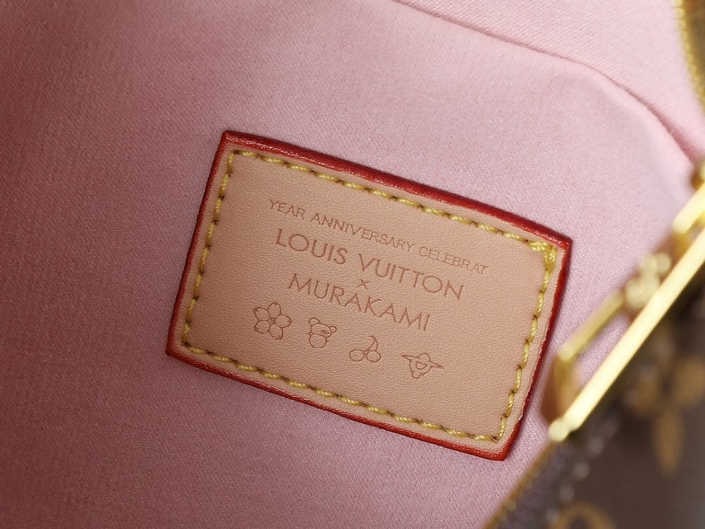 Dragons Bags ln Luxury Bag --76992