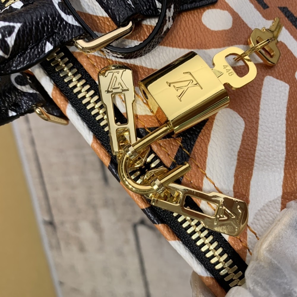 Dragons Bags ln Luxury Bag --57229