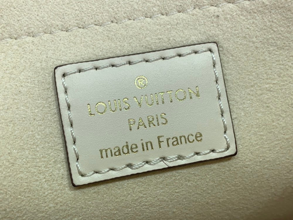 Dragons Bags ln Luxury Bag --97004