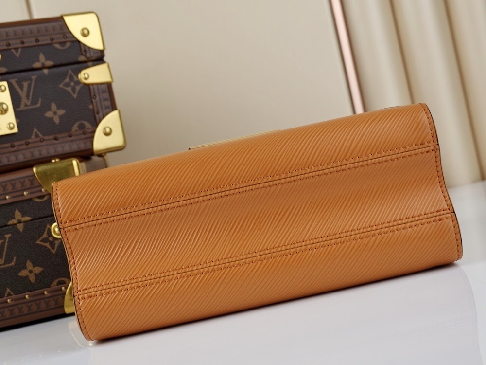 Dragons Bags ln Luxury Bag --66820