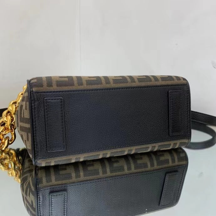 new-luxury-designer-bags-nm15260