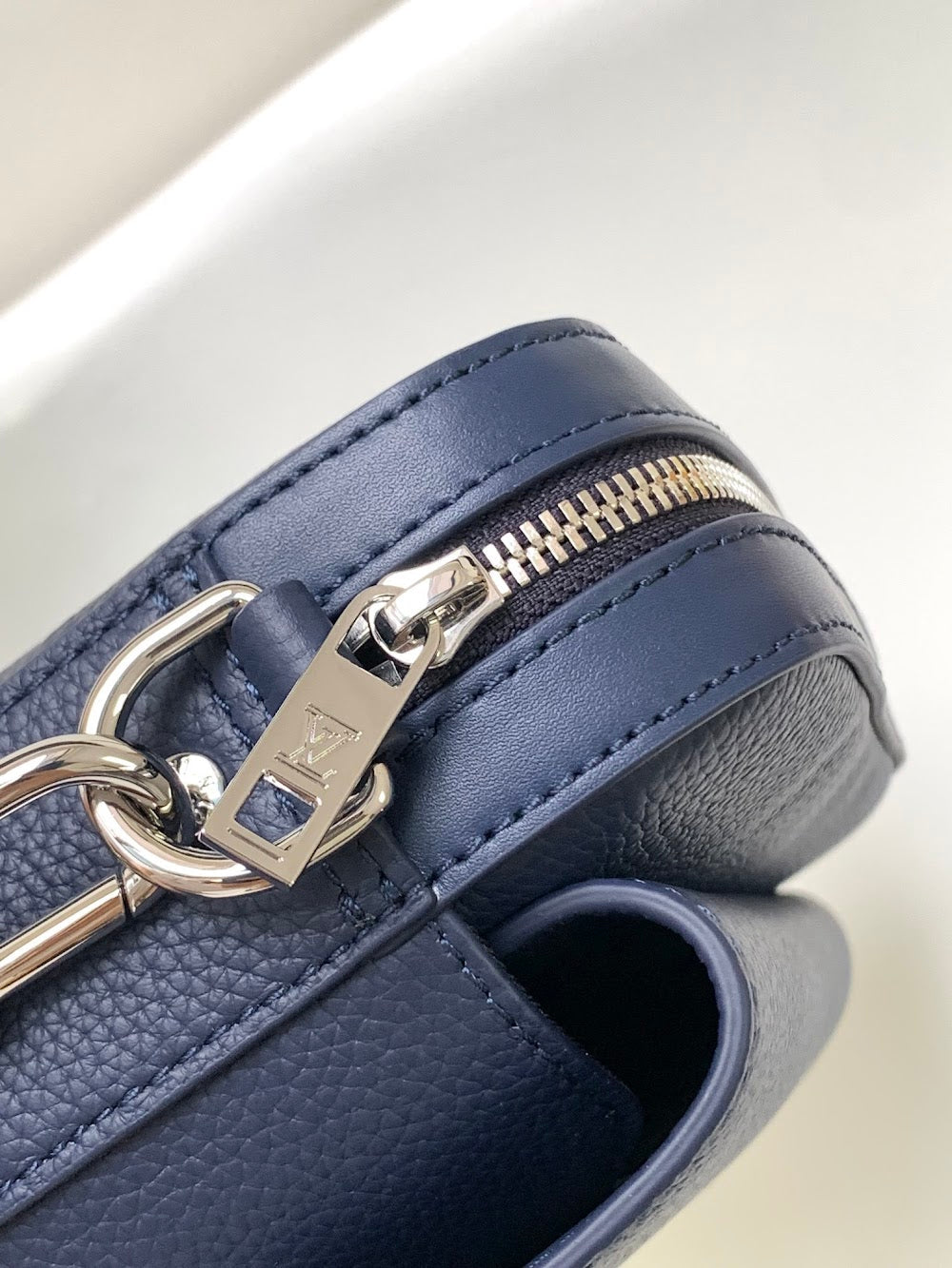Dragons Bags ln Luxury Bag --70086