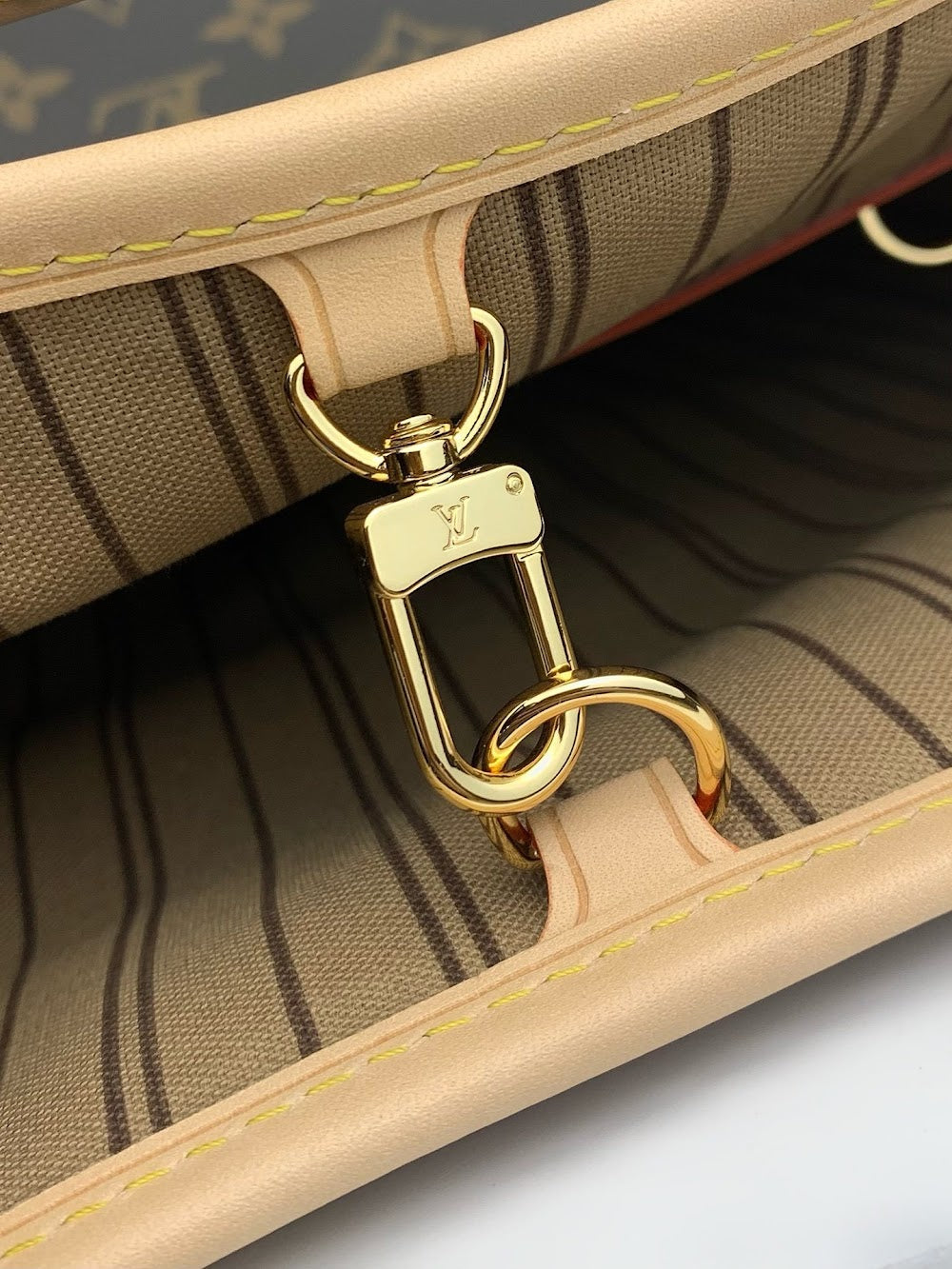 Dragons Bags ln Luxury Bag --97170