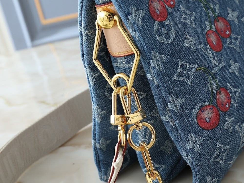 Dragons Bags ln Luxury Bag --76779