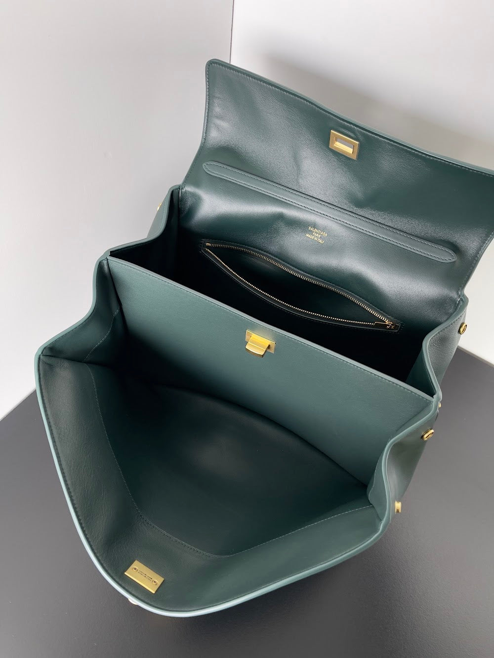Dragons Bags Balenciaga Luxury Bag --110827