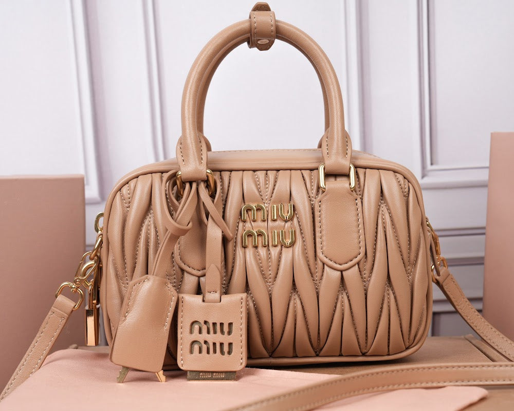 Dragons Bags Miun Miun Luxury Bag --122513