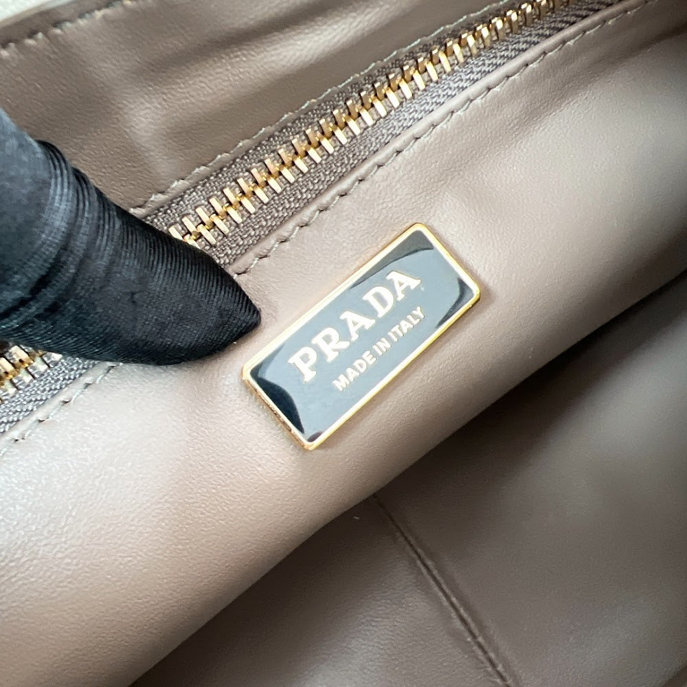 Dragons Bags Pradn Luxury Bag --102598