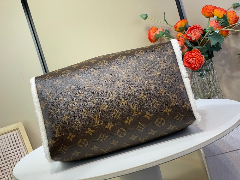 Dragons Bags ln Luxury Bag --97527