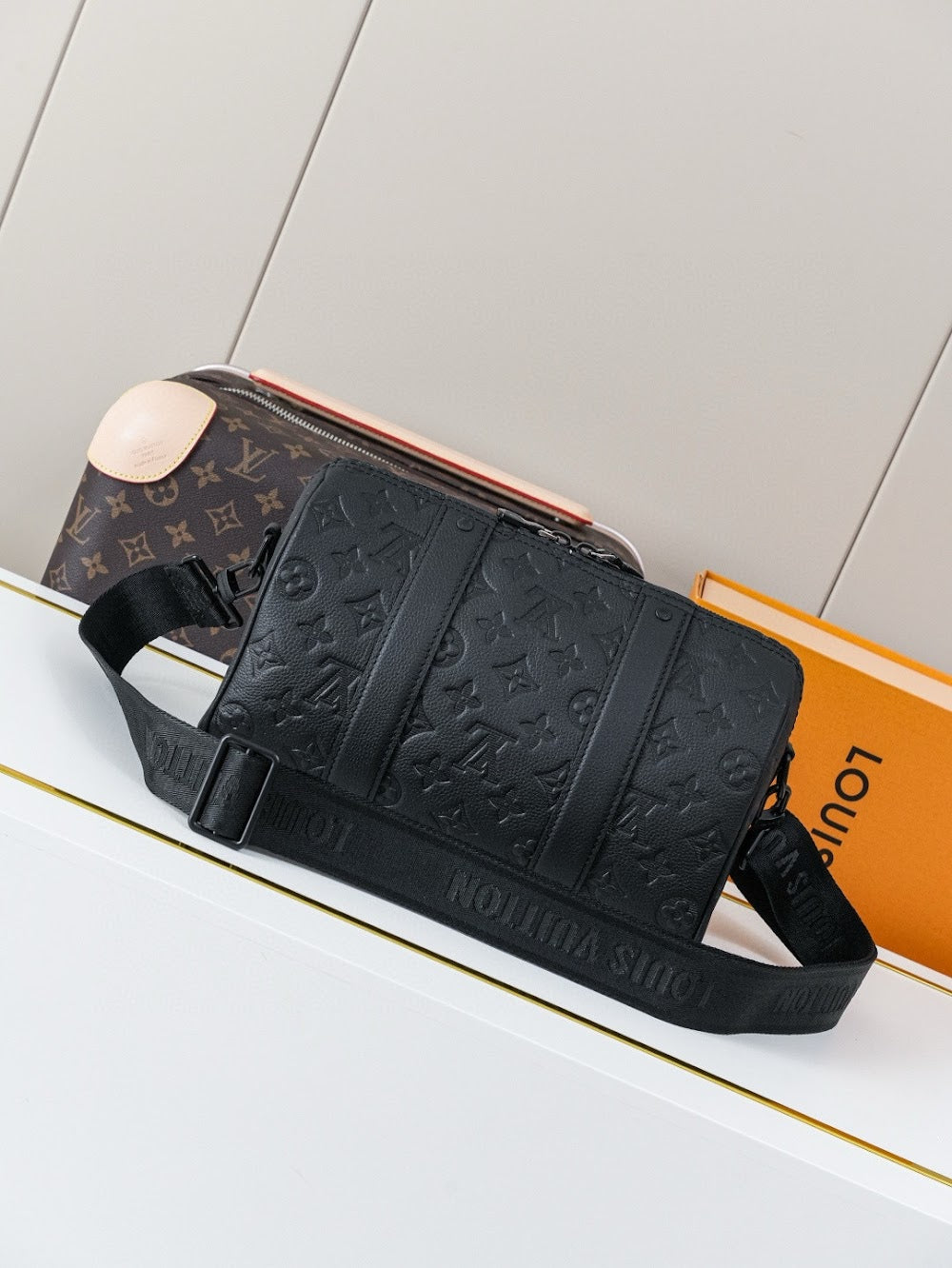 Dragons Bags ln Luxury Bag --71536