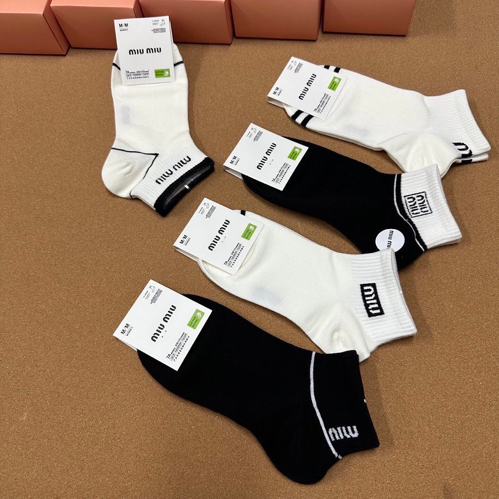 Dragons Bags Premium Luxury Socks --98448