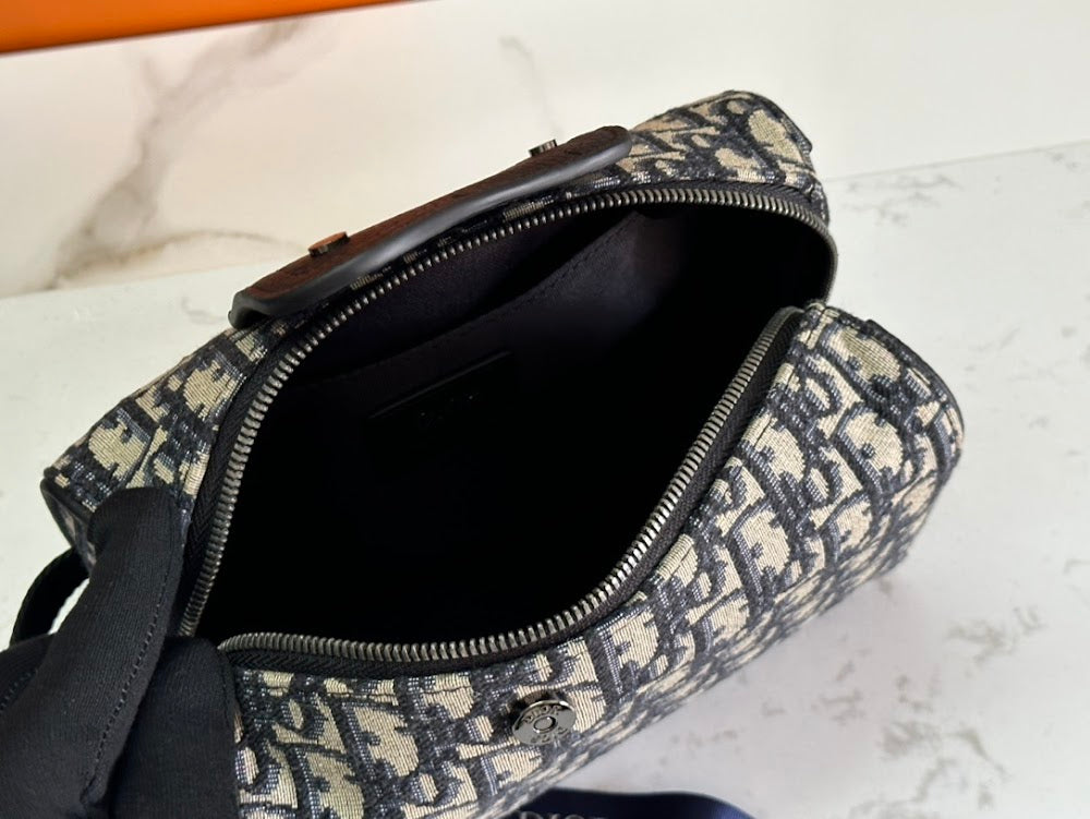 new-designer-premium-bags-nm16756