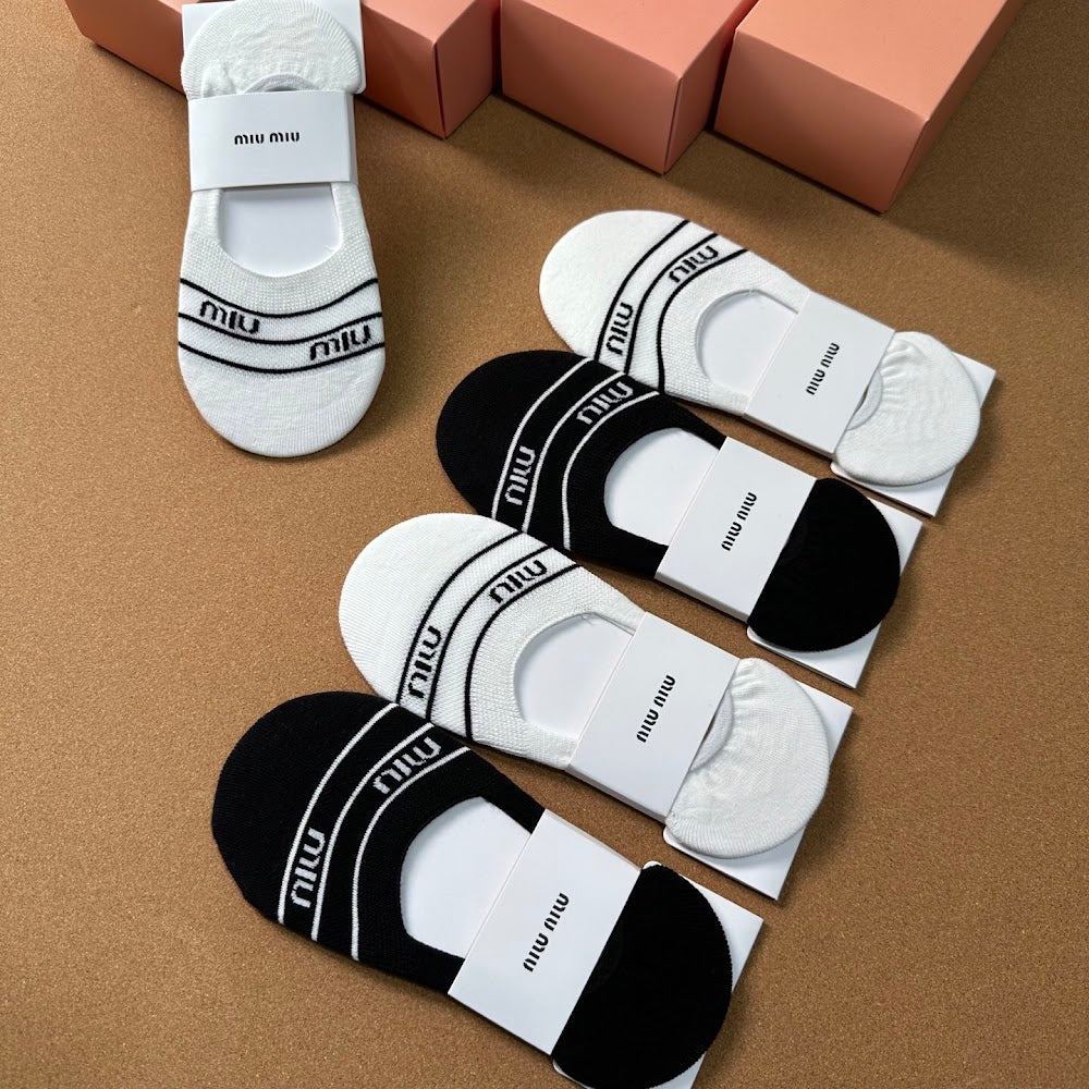 Dragons Bags Premium Luxury Socks --98361