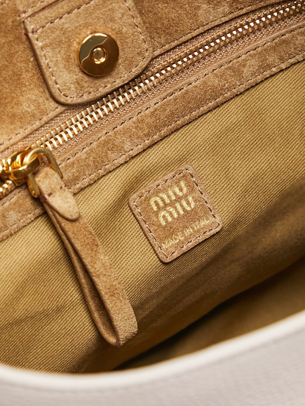 Dragons Bags Miun Miun Luxury Bag --123183