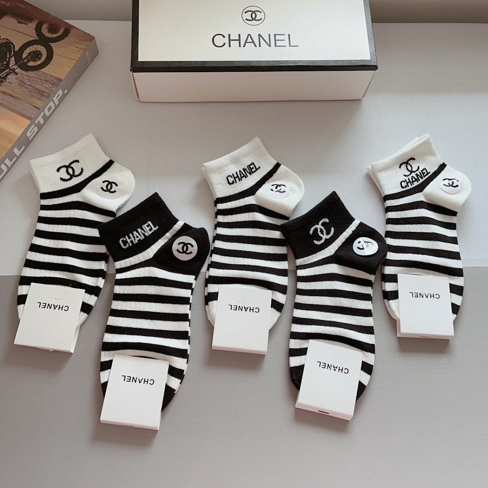 Dragons Bags Premium Luxury Socks --97720