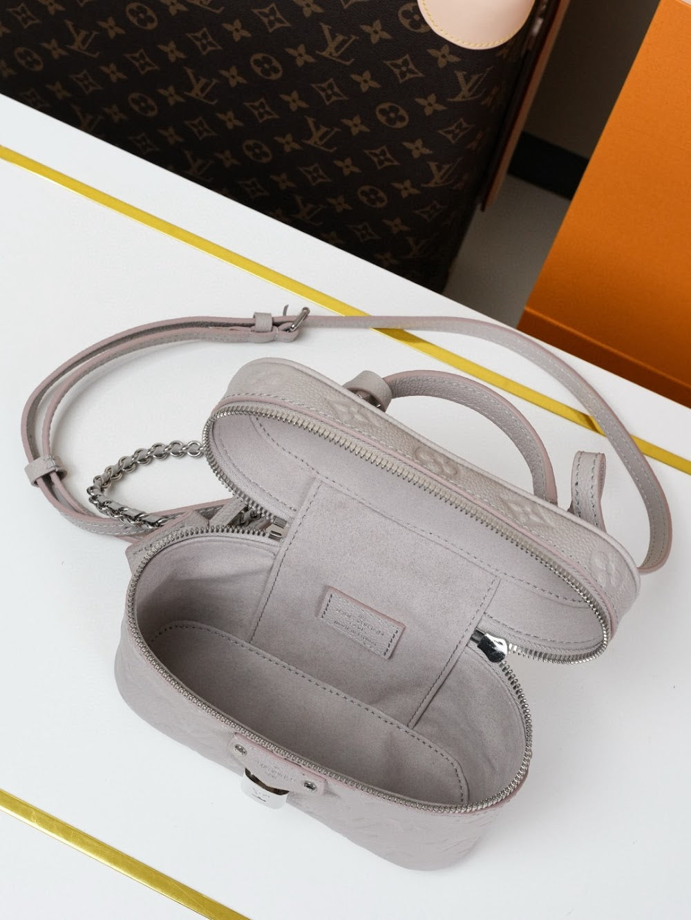 Dragons Bags ln Luxury Bag --81743