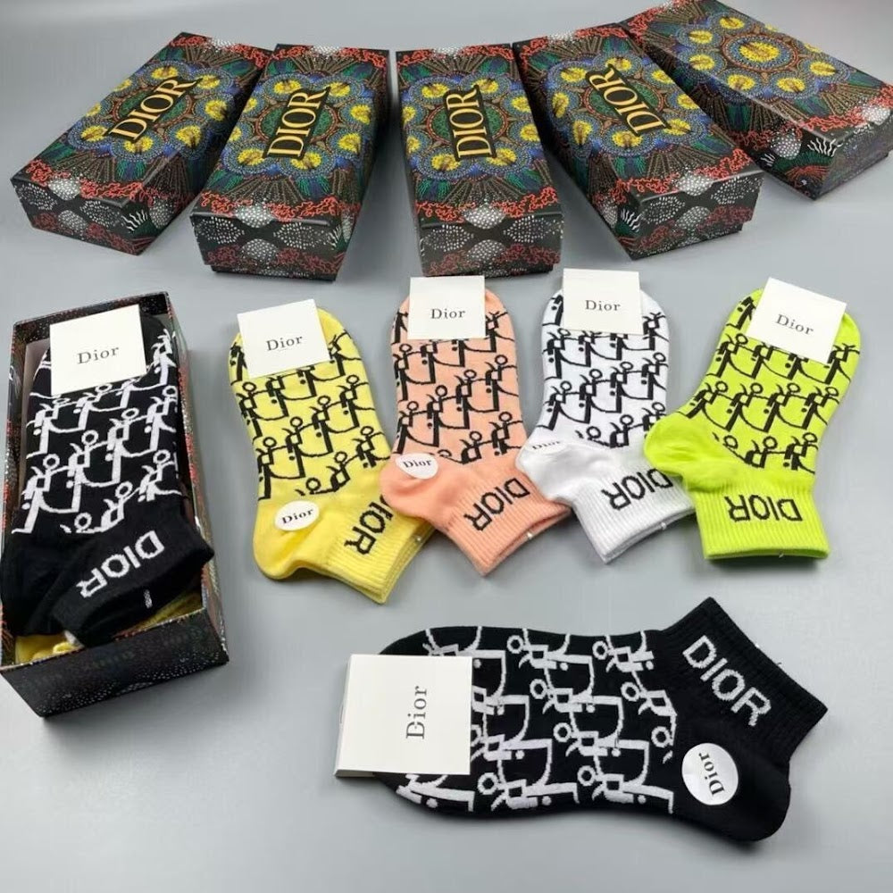 Dragons Bags Premium Luxury Socks --98453