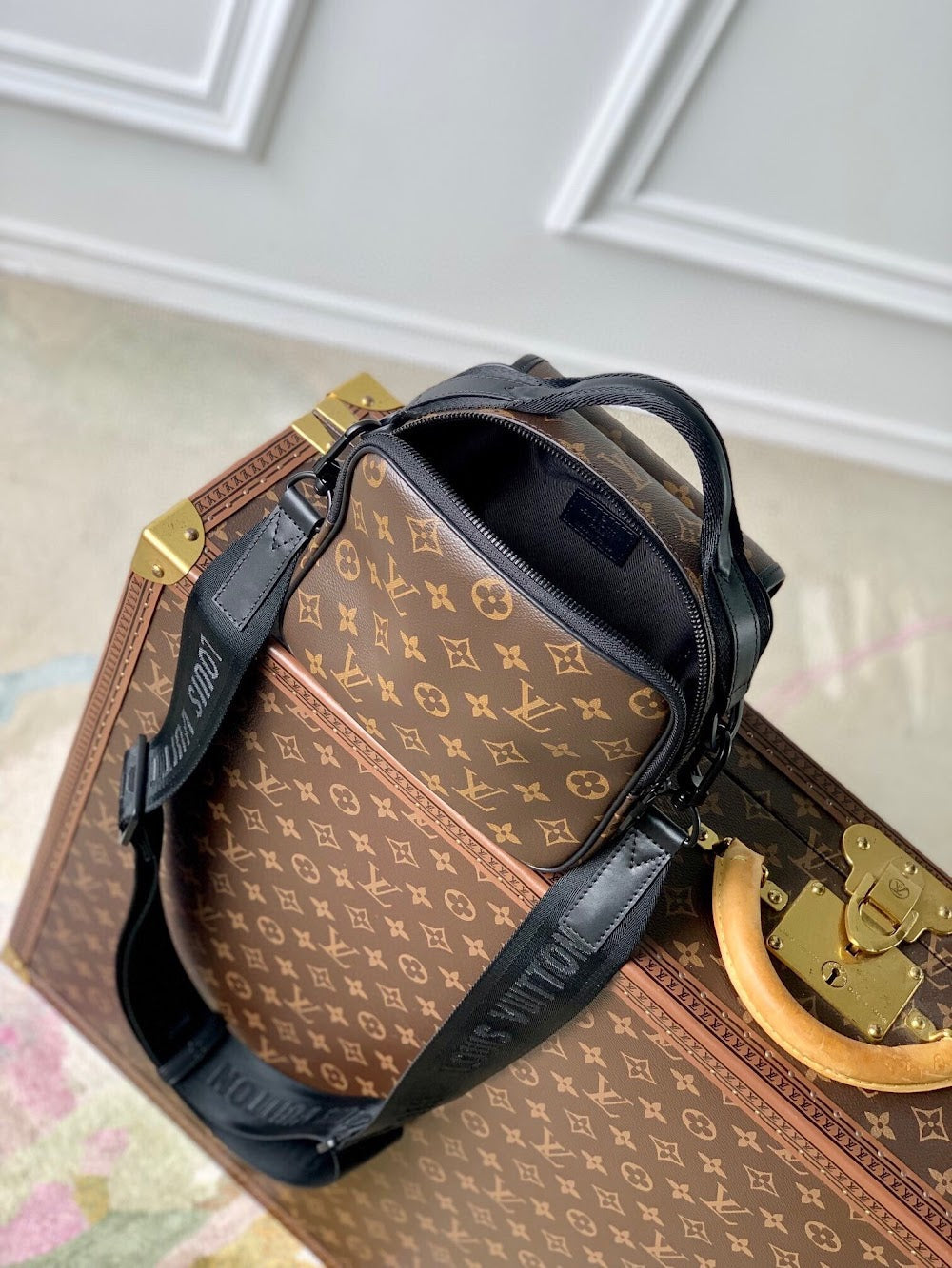 Dragons Bags ln Luxury Bag --71069
