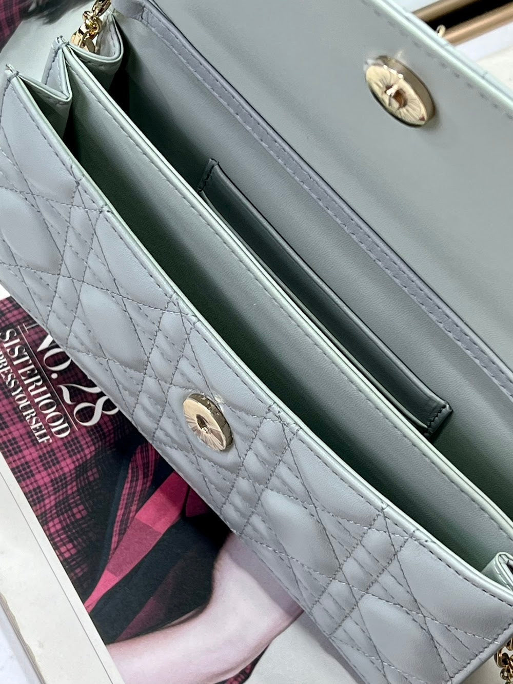 Dragons BagsDiorn Luxury Bag --116210
