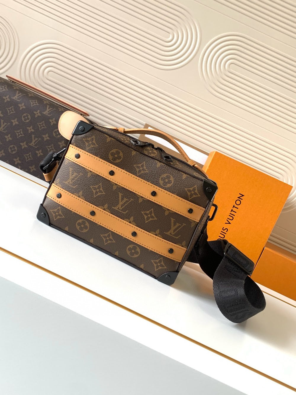 Dragons Bags ln Luxury Bag --71020