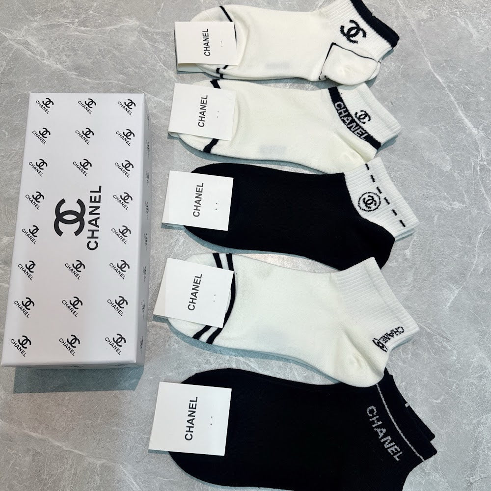 Dragons Bags Premium Luxury Socks --98275