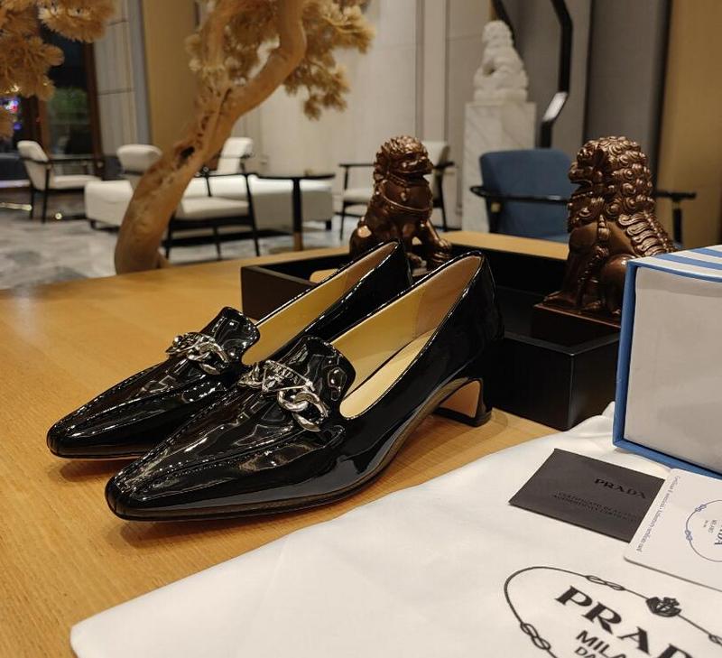 Dragons Bags Bags
- PD Women Shoes - 187