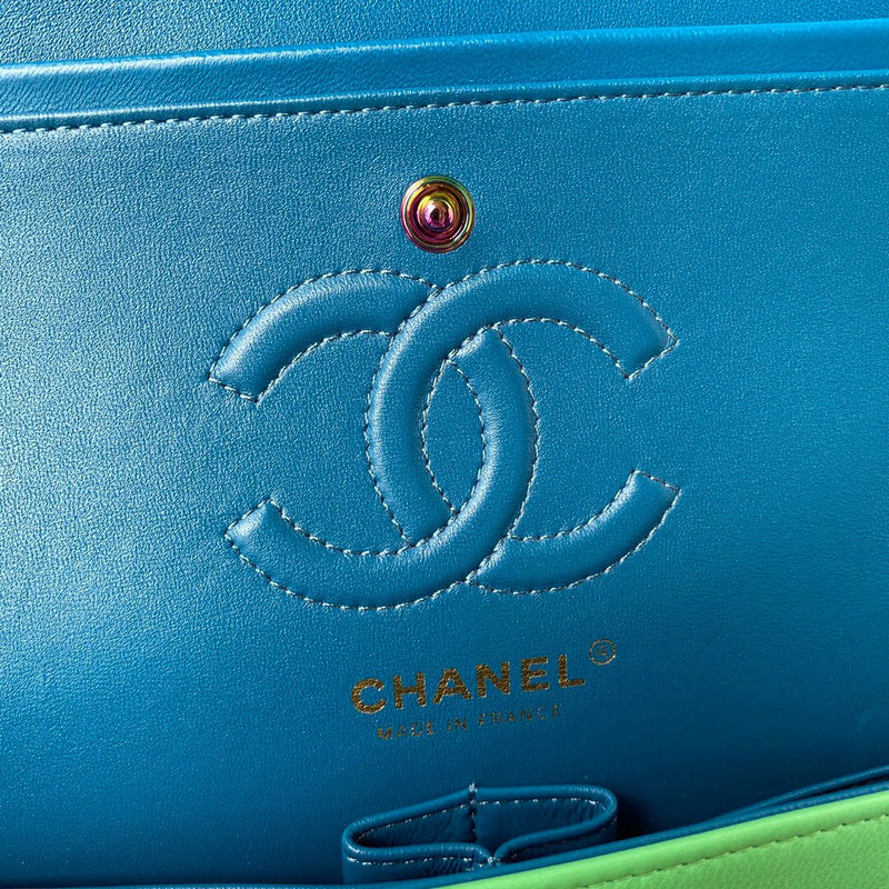 Dragons Bags Detail