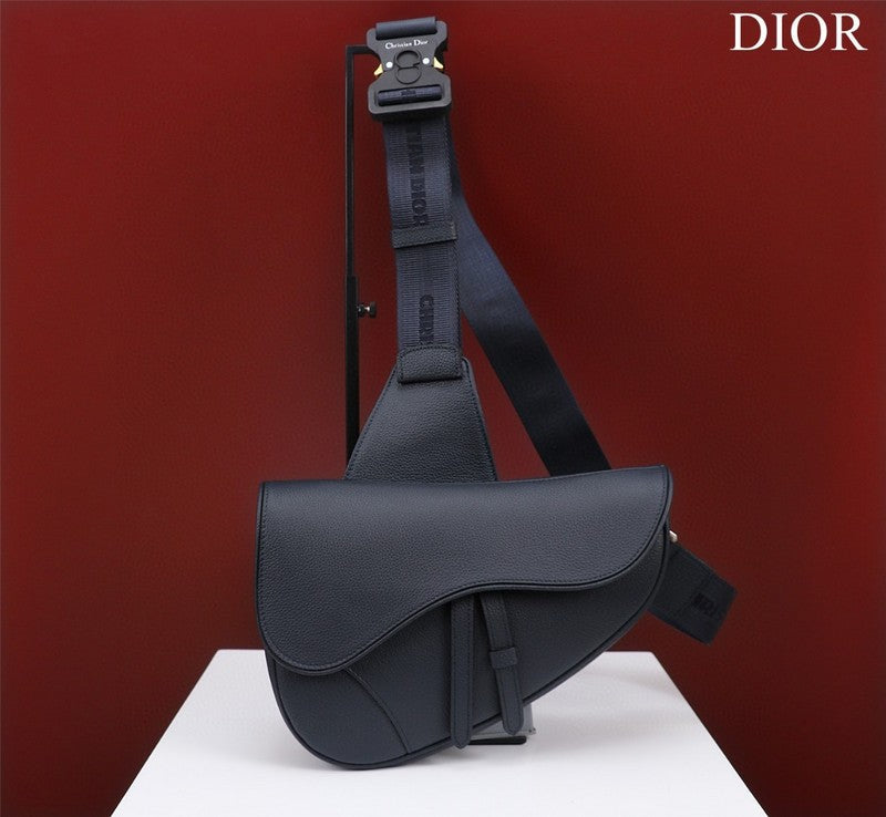 Dragons Bags Detail