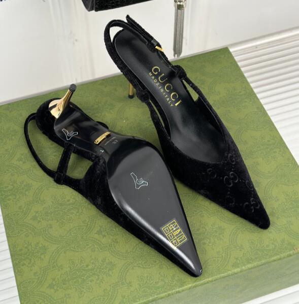 Dragons Bags Detail