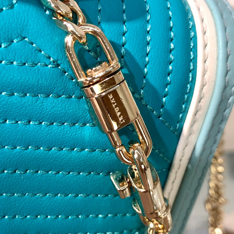 Dragons Bags Detail