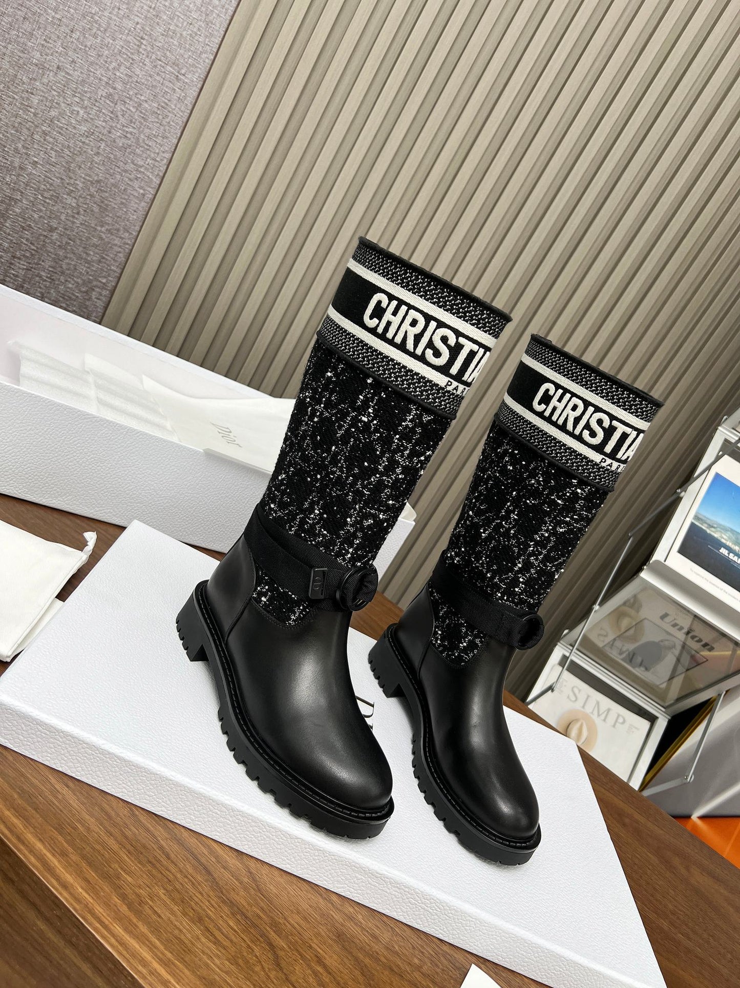 VBS D MAJOR BOOT CALFSKIN AND CANNAGE TWEED BLACK AND WHITE KCI981CWY S17X