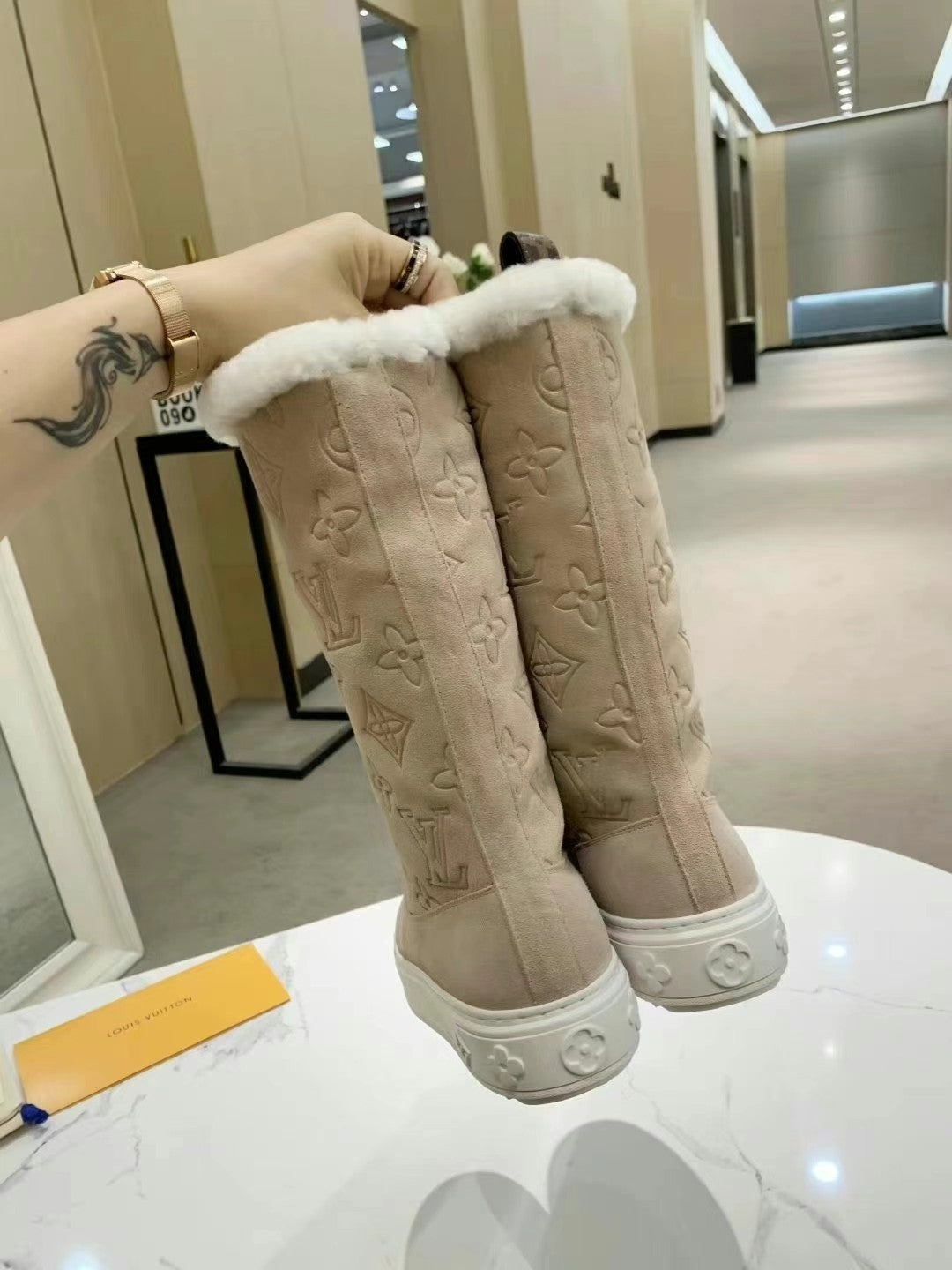 nmb SUEDE MONOGRAM BOOTS BEIGE