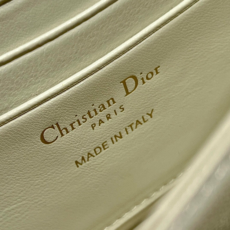 Dragons Bags Detail