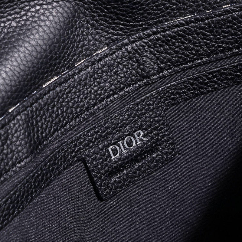 Dragons Bags Detail
