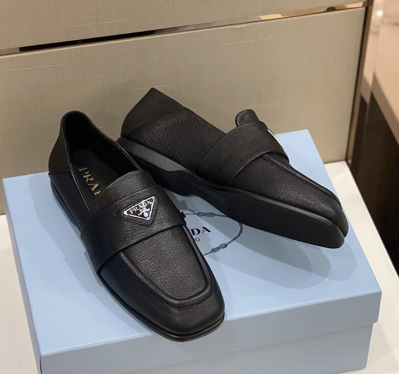 Dragons Bags Bags
- PD Men Shoes - 063